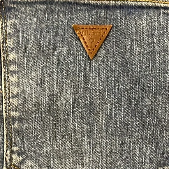 NWT Guess Jeans - Picture 7 of 7